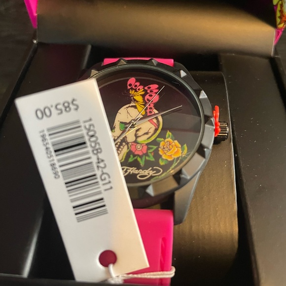 Ed Hardy Women’s Skull Watch NWT - Picture 4 of 7
